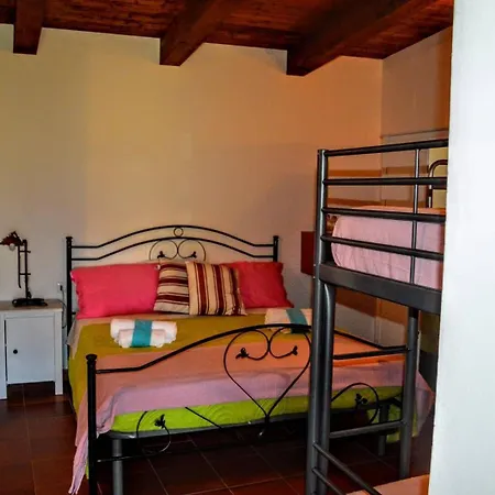 Le Anthos فندق مبيت وإفطار 3*